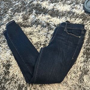 Frame Denim Blue Skinny Jeans with Sleek Silhouette